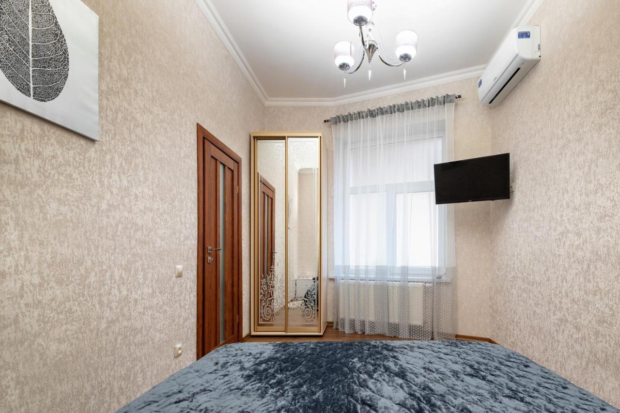 Historic Apartment Sofia In The Old Town Lviv Eksteriør bilde