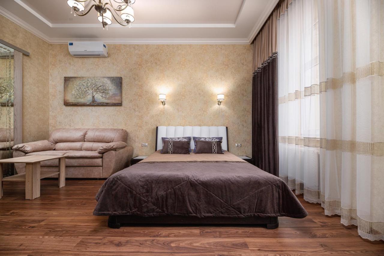 Historic Apartment Sofia In The Old Town Lviv Eksteriør bilde