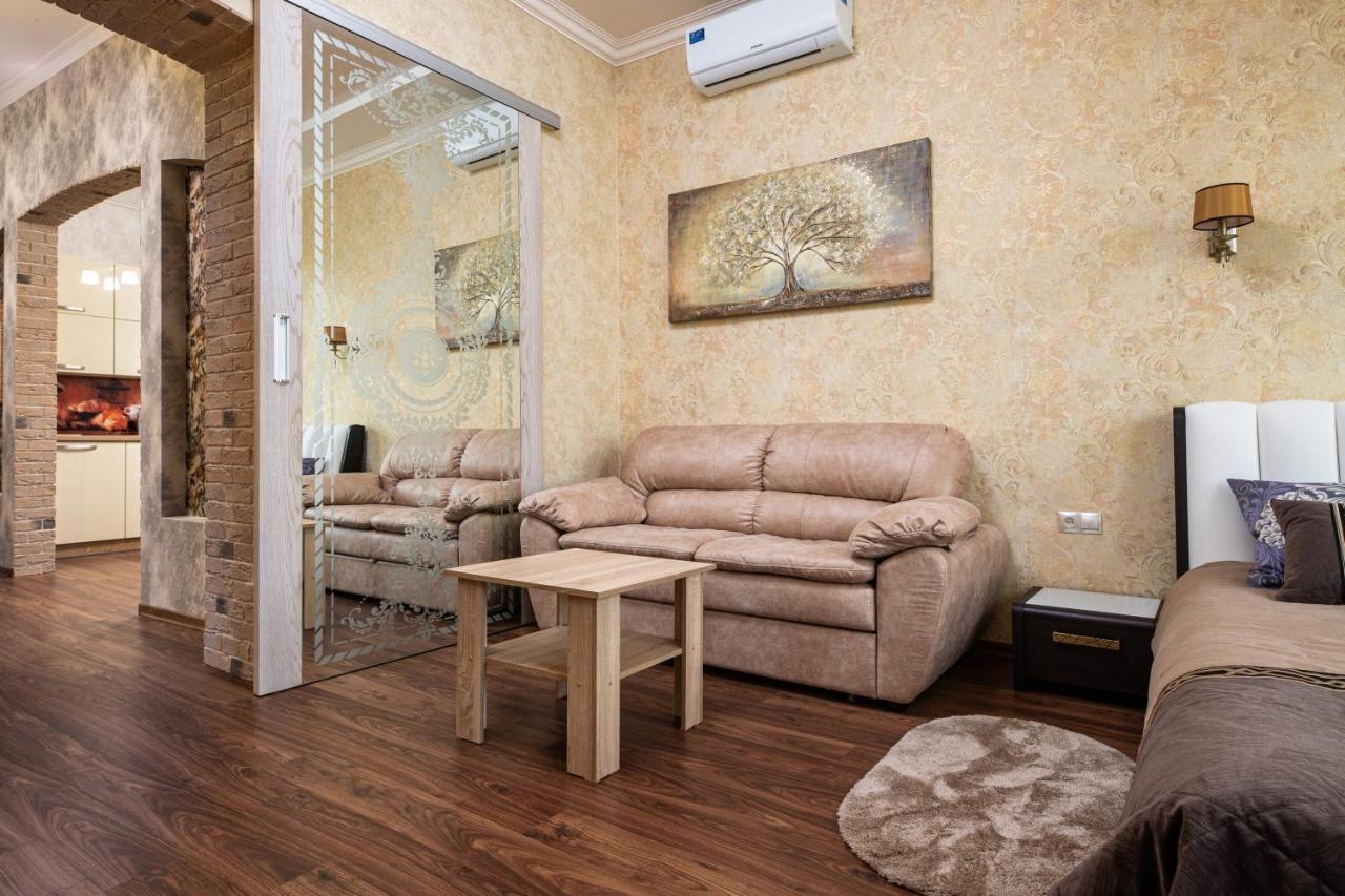 Historic Apartment Sofia In The Old Town Lviv Eksteriør bilde